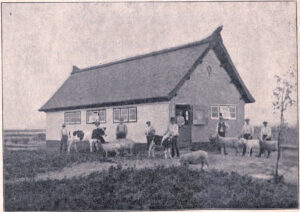 Bij de schuur, HvO-blad over Appelscha, 1928