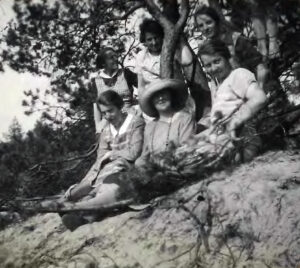 Medewerkers van HvO tijdens vakantiekamp, 1929