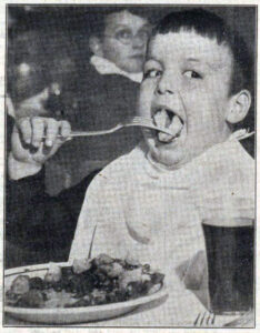 Diner van de Horecaf voor kinderen van HvO, 1933
