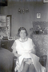 Zuster Hohn, medewerker van HvO in 1934