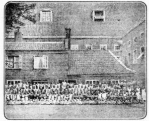 Het Oude Buitegasthuis van HvO in De Telegraaf, 17 mei 1925