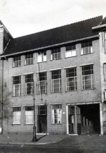 Mannenafdeling van HvO aan de Weesperzijde, 1949